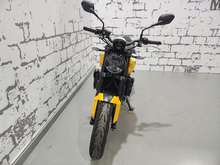 2025 Triumph Trident 660 Trident Black