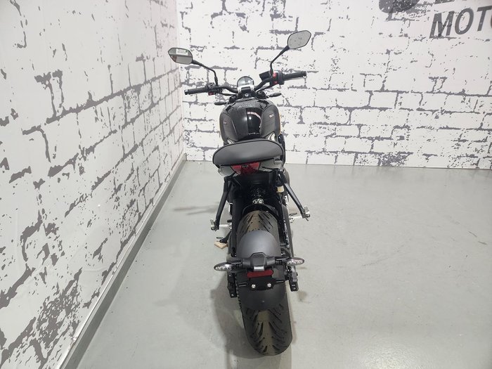 2025 Triumph Trident 660 Trident Black