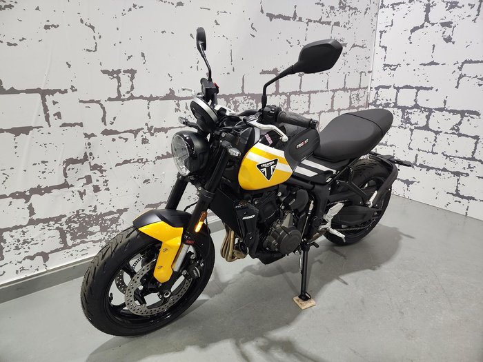 2025 Triumph Trident 660 Trident Black