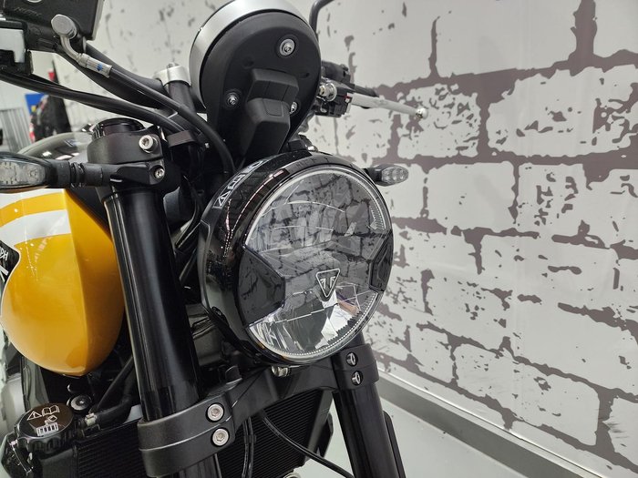 2025 Triumph Trident 660 Trident Black