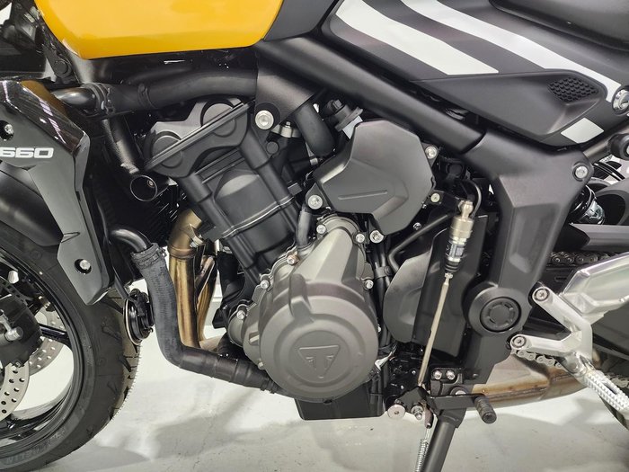 2025 Triumph Trident 660 Trident Black