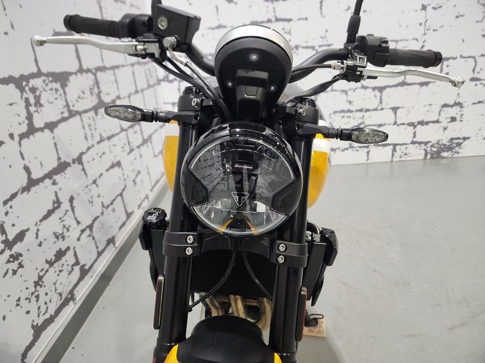 2025 Triumph Trident 660 Trident Black