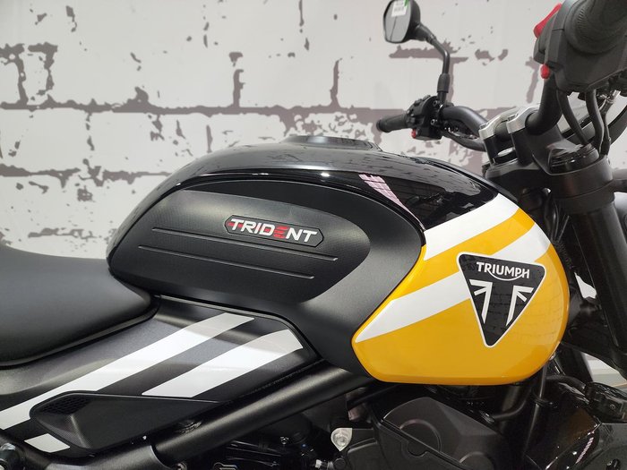2025 Triumph Trident 660 Trident Black