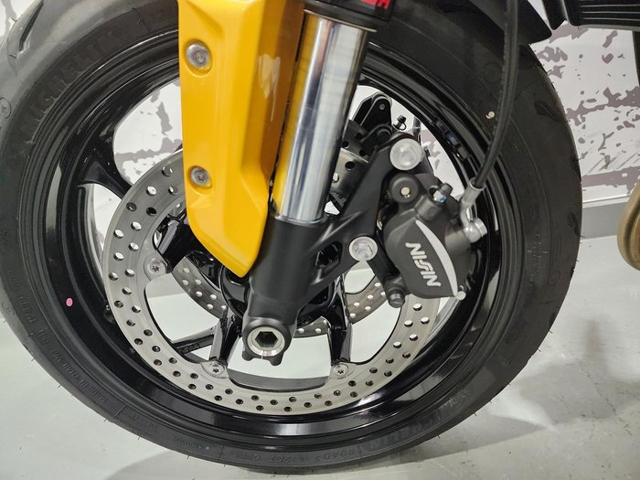 2025 Triumph Trident 660 Trident Black