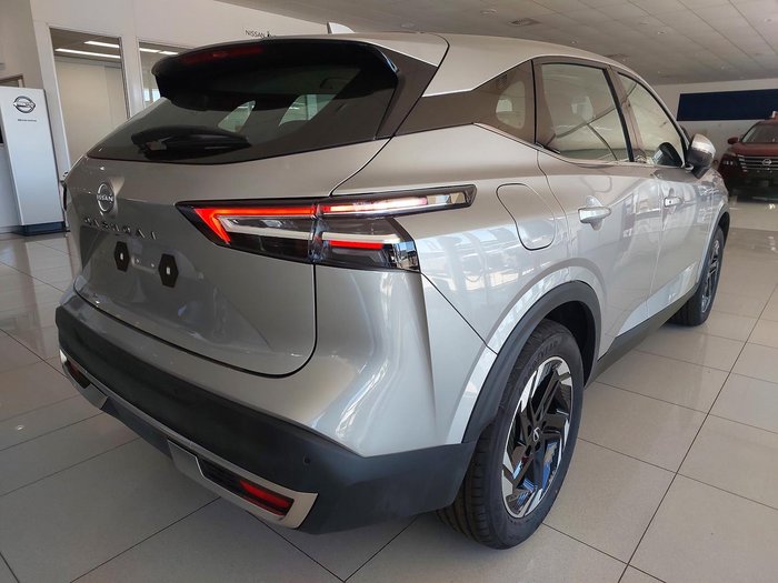 2025 Nissan QASHQAI ST-L