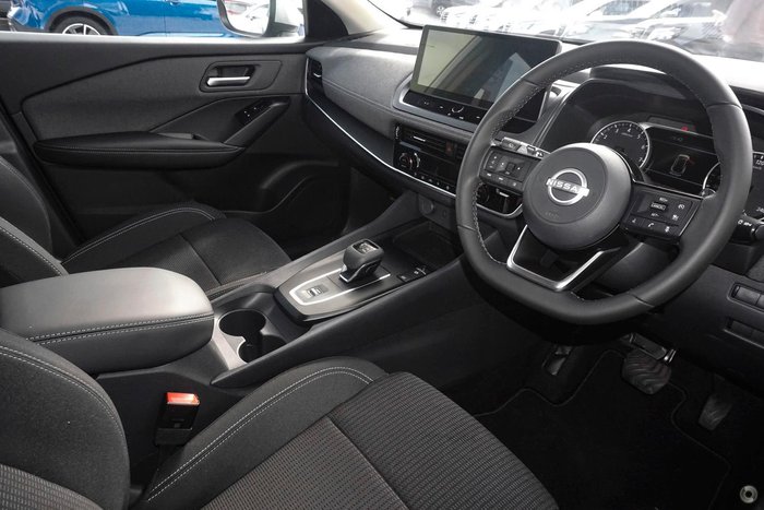 2025 Nissan QASHQAI ST-L