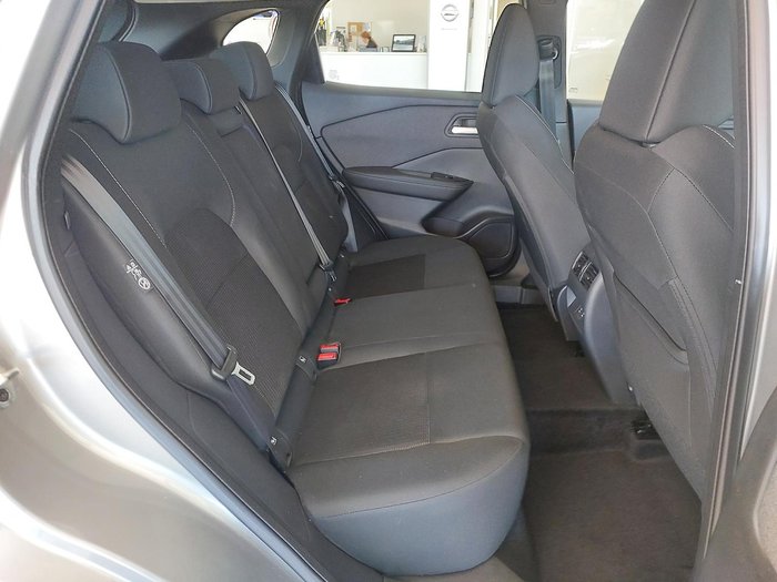 2025 Nissan QASHQAI ST-L