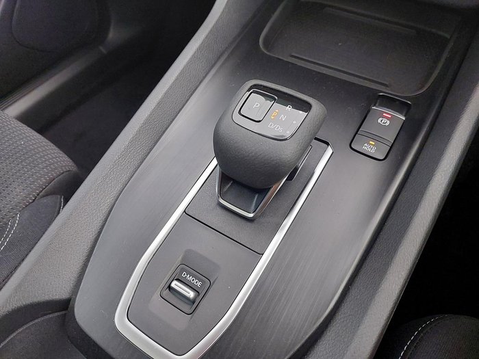 2025 Nissan QASHQAI ST-L