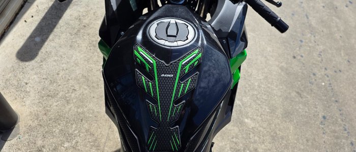 2023 Kawasaki NINJA 400 GREY