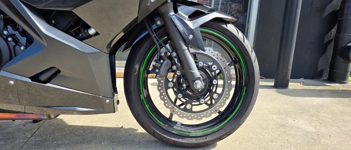 2023 Kawasaki NINJA 400 GREY