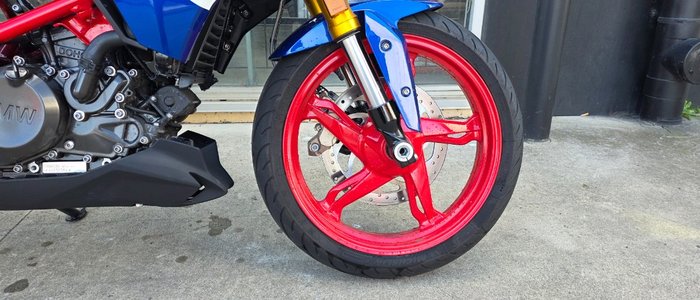 2024 BMW Motorrad G 310 R BLUE