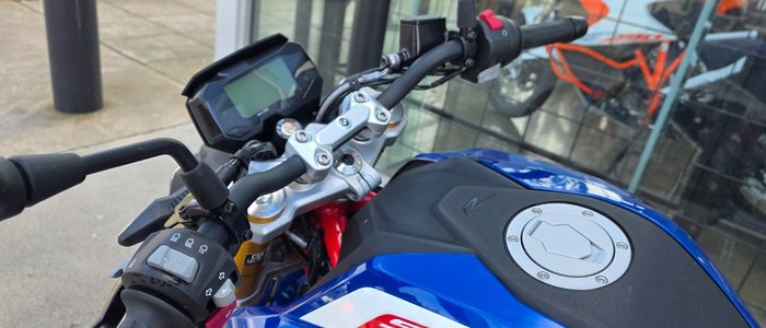 2024 BMW Motorrad G 310 R BLUE