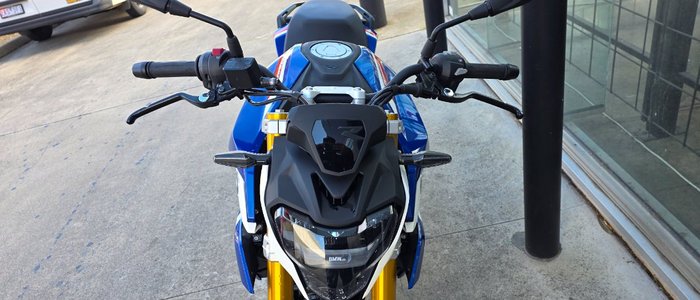 2024 BMW Motorrad G 310 R BLUE