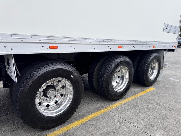 2015 Gray Star St3 32 Pallet -28 Freezer B Double Double Stacker Rear Evap