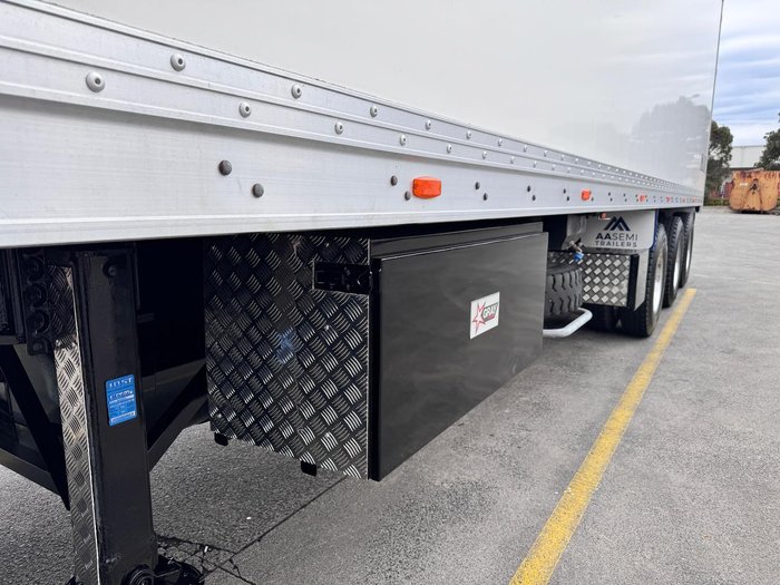 2015 Gray Star St3 32 Pallet -28 Freezer B Double Double Stacker Rear Evap