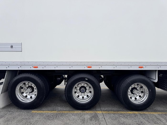 2015 Gray Star St3 32 Pallet -28 Freezer B Double Double Stacker Rear Evap