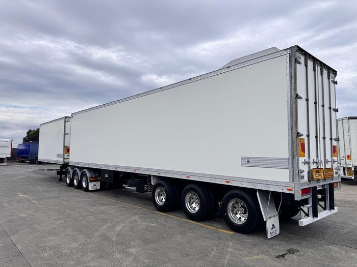 2015 Gray Star St3 32 Pallet -28 Freezer B Double Double Stacker Rear Evap