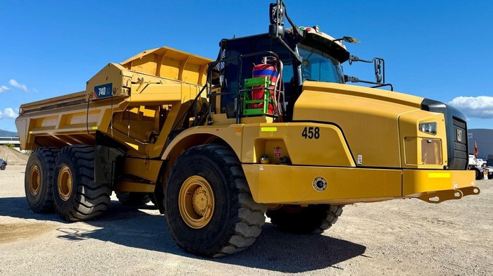 2019 Caterpillar 740 Ej