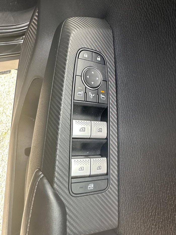 2023 Mitsubishi Outlander LS Black Edition