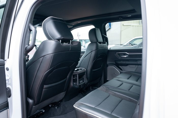 2025 RAM 1500 Laramie Sport Crew Cab SWB Hurricane SO RamBox