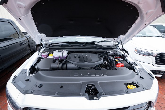 2025 RAM 1500 Laramie Sport Crew Cab SWB Hurricane SO RamBox