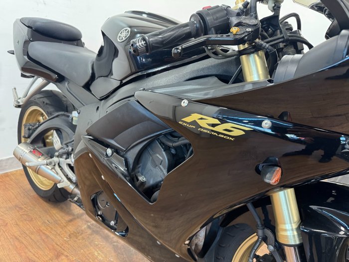 2005 Yamaha YZF-R6 RED