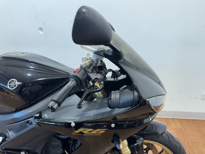 2005 Yamaha YZF-R6 RED