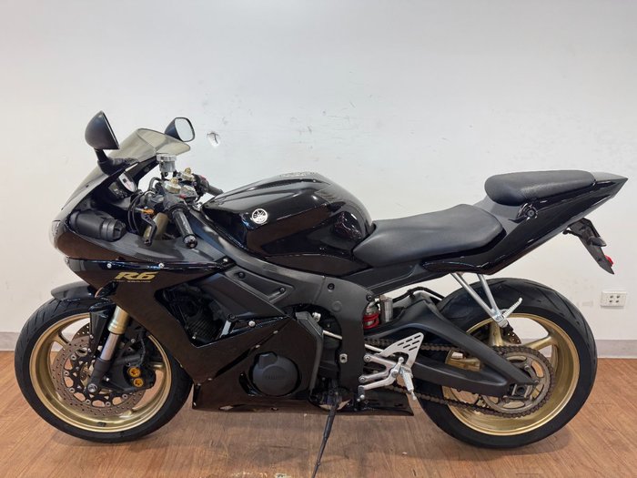 2005 Yamaha YZF-R6 RED