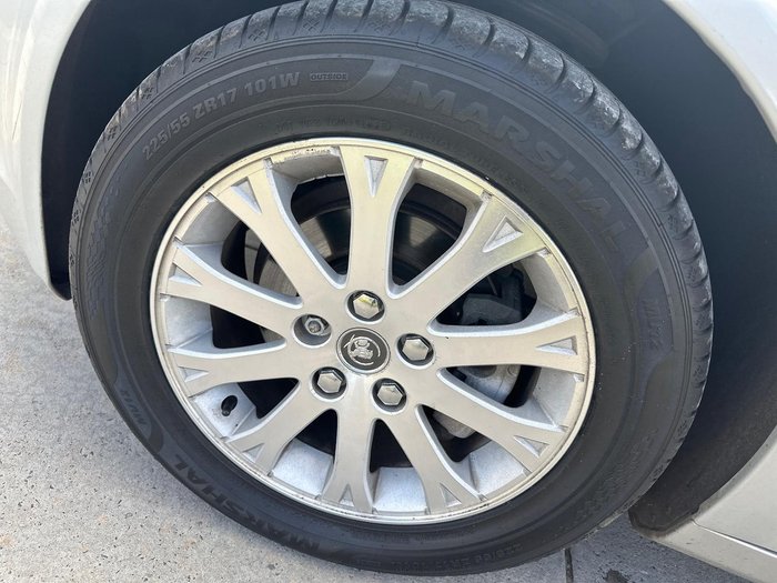 2007 Holden Statesman WM Silver