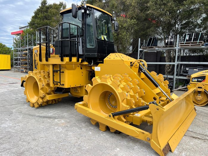 2025 Caterpillar 815 For Rental YELLOW