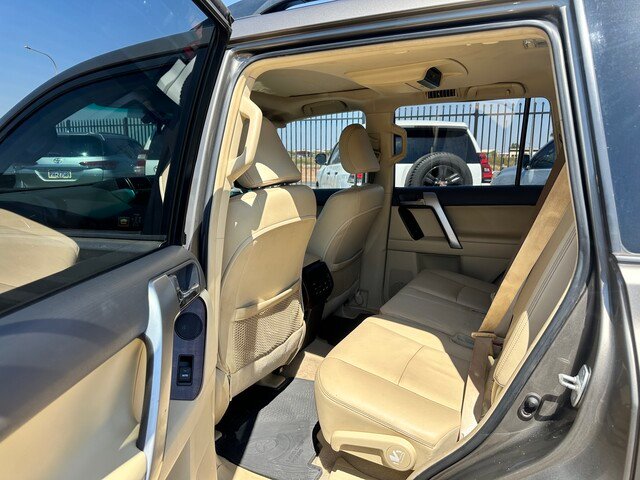 2013 TOYOTA LANDCRUISER
