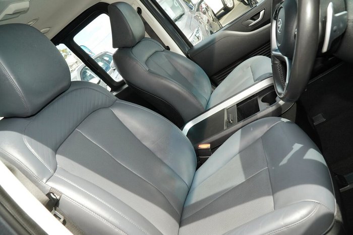 2021 Hyundai STARIA Highlander