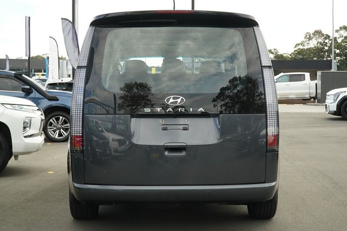 2021 Hyundai STARIA Highlander