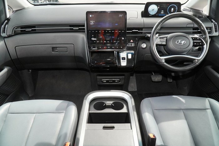 2021 Hyundai STARIA Highlander