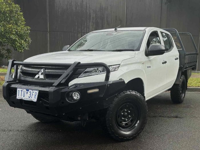 2021 Mitsubishi Triton GLX MR MY22 4X4 Dual Range White
