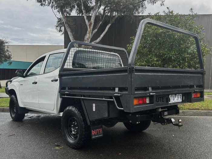 2021 Mitsubishi Triton GLX MR MY22 4X4 Dual Range White