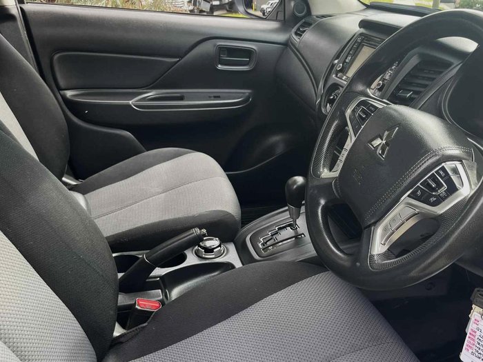 2021 Mitsubishi Triton GLX MR MY22 4X4 Dual Range White