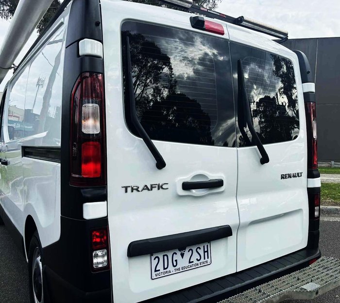 2022 Renault Trafic Premium 125kW X82 MY22 Glacier White
