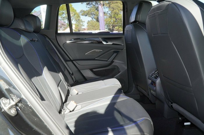 2025 Volkswagen Tiguan 195TSI R-Line