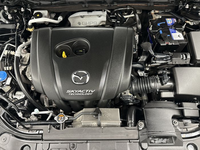 2014 Mazda 3 SP25 GT
