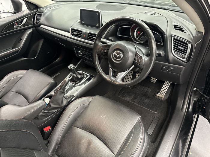 2014 Mazda 3 SP25 GT