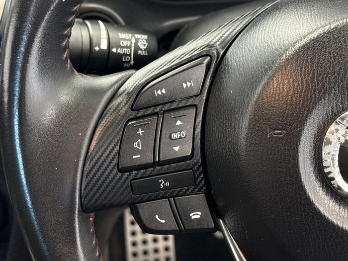2014 Mazda 3 SP25 GT