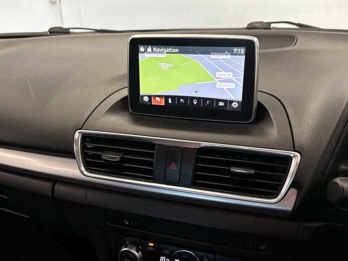2014 Mazda 3 SP25 GT
