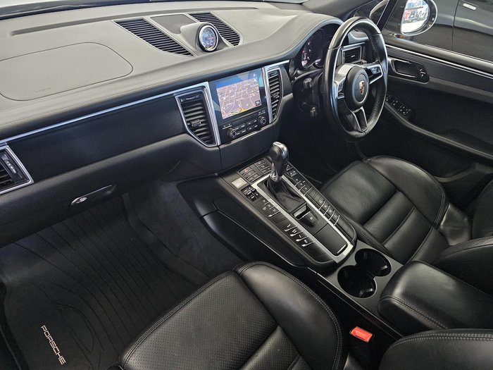 2017 Porsche Macan GTS 95B MY17 AWD Black