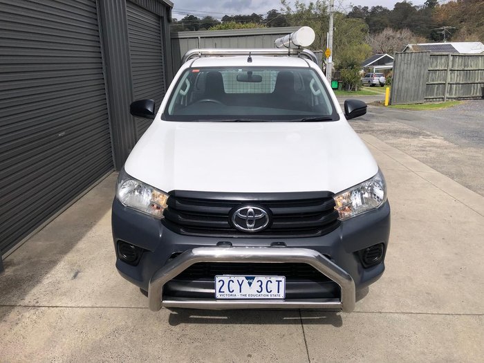 2015 Toyota Hilux Workmate TGN121R 4x2 Glacier White