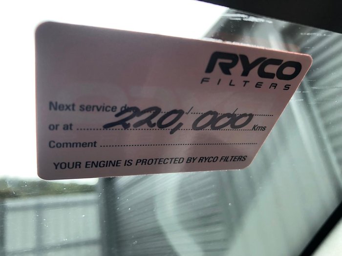 2015 Toyota Hilux Workmate TGN121R 4x2 Glacier White