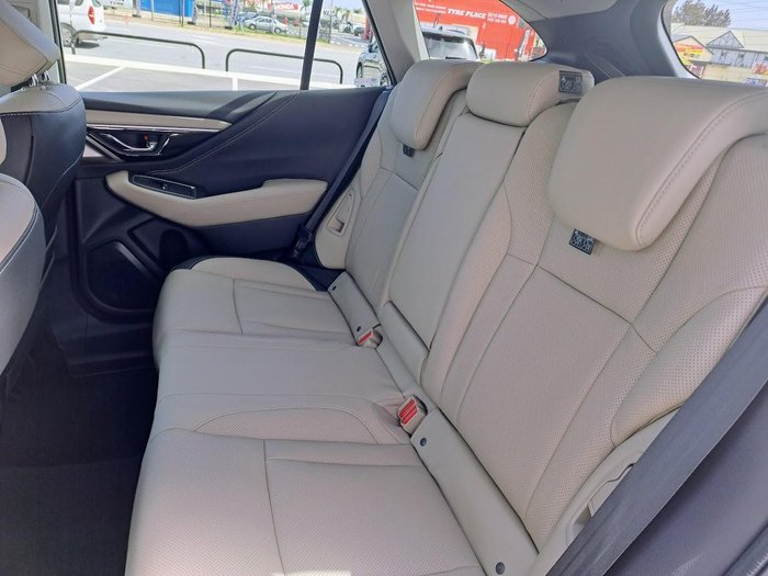 2025 Subaru Outback AWD Touring