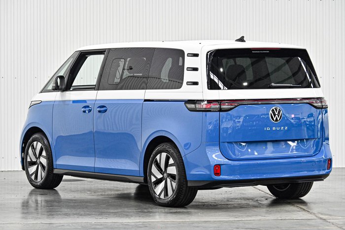 2025 Volkswagen ID. Buzz Pro BEV560