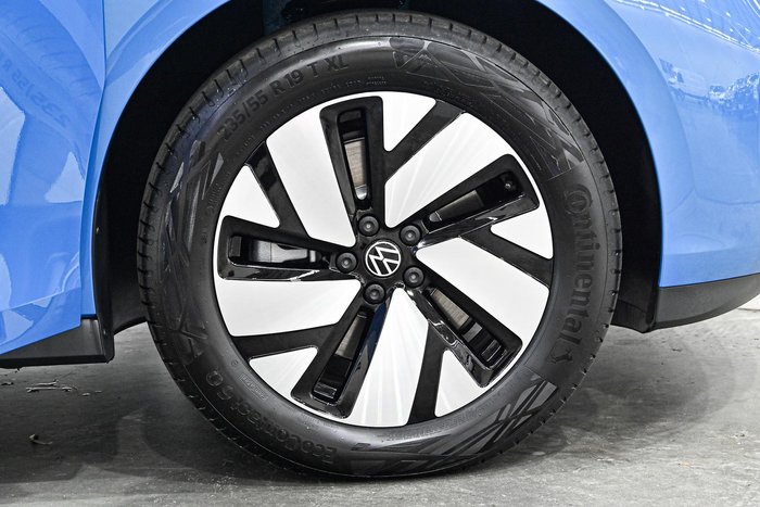 2025 Volkswagen ID. Buzz Pro BEV560