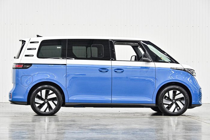 2025 Volkswagen ID. Buzz Pro BEV560